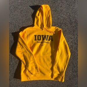 Nike Adult Unisex size M Iowa Basketball Hoodie